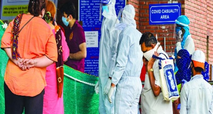 India adds 30,549 new Covid infections, active cases fall after six days