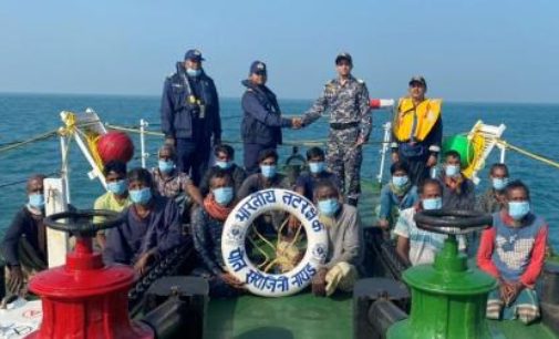 Indian Coast Guard sends back Bangladeshi boat with 20 fishermen