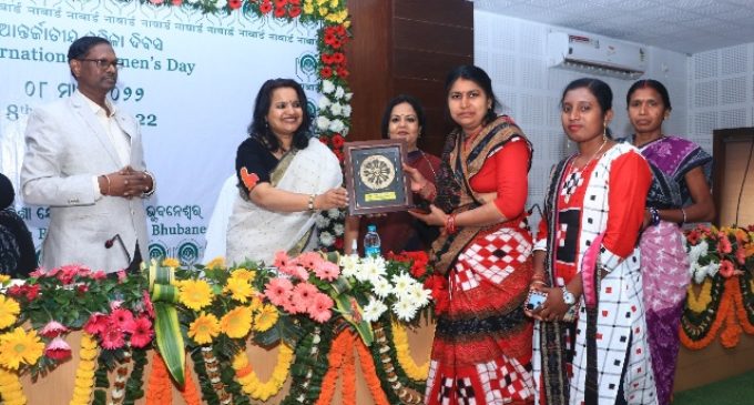 NABARD Odisha felicitated Rural Women Change Agents in International Women’s Day