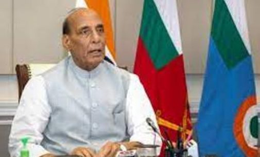 Rajnath invites US defence firms to set up JV in India