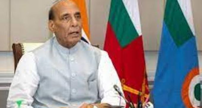 Rajnath invites US defence firms to set up JV in India