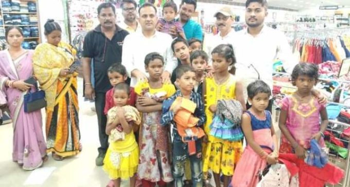 Exemplary Action: Young social activist Bikram Panda takes orphan children to shopping mall