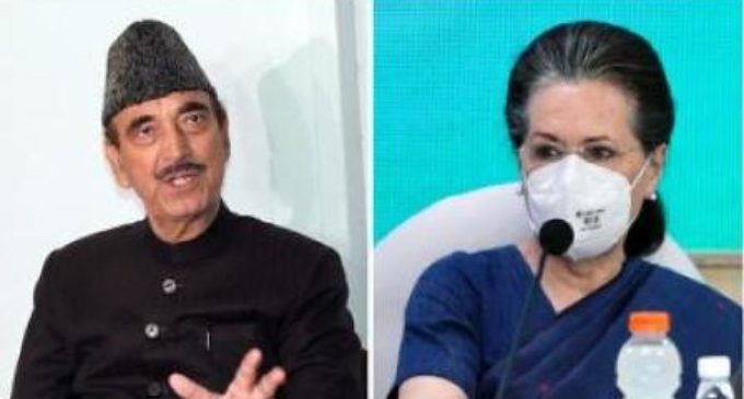 Sonia appoints Ghulam Nabi Azad as J&K Congress campaign chief, he quits