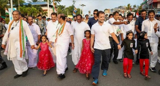 Bharat Jodo Yatra Of Congress Sees Huge Turnout In Kerala