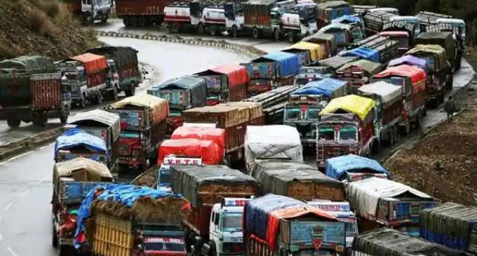 Heavy rains in Jammu cause landslides, block Jammu-Kashmir highway