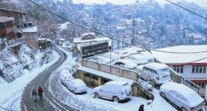 Over 100 roads closed in Himachal following snowfall in high altitude
