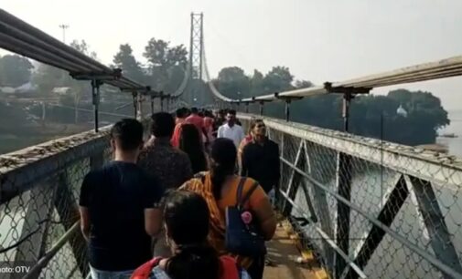 Morbi bridge collapse impact: Odisha govt reduces travel capacity on Cuttack suspension bridge