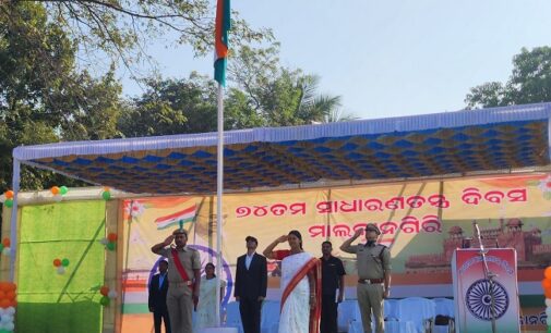 Minister Tukuni Sahu hoists national flag at 74th Republic Day celebration in Malkangiri