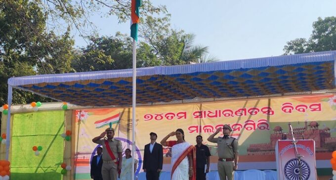 Minister Tukuni Sahu hoists national flag at 74th Republic Day celebration in Malkangiri