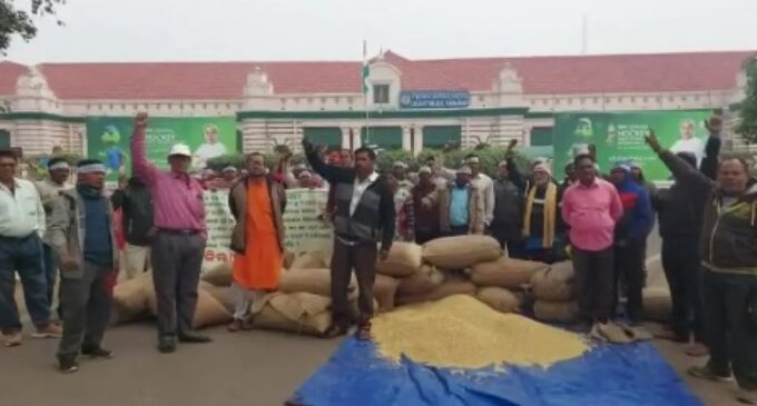 Farmers across Odisha dump paddy on roads to protest katni chhatni, distress sale of paddy