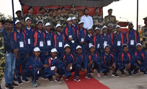 BSF sends 22 boys and girls  to Puduchery as part of awareness programme