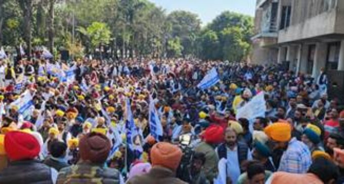 AAP protests outside BJP headquarters over Adani issue
