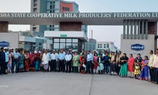 Adani Foundation conducts Famer’s Exposure Visit