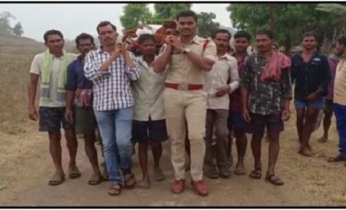 Police officer’s act of kindness shines a light in the midst of Maoist insurgency