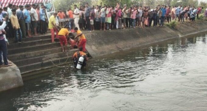 Shocking: members of a baraati die as car plunges into canal