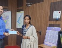 Bonda Tribal Girl Karama Muduli, who Worked as a Daily Labourer, Tops Plus II Commerce Exams and Receives Support from District Administration