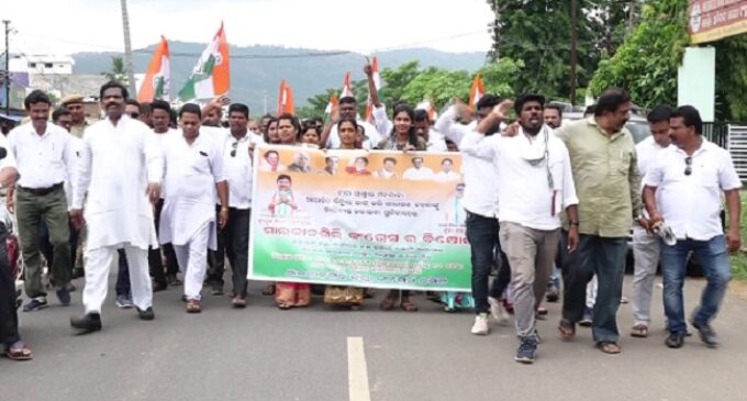 District Congress Party Leads Rally and Gherao in Malkangiri, Demanding Solutions for Power-related Issues