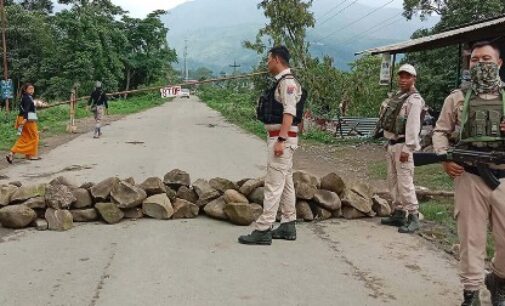 Army releases 12 militants after standoff with women-led mob in Imphal