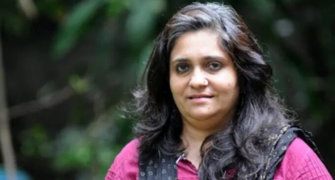 Gujarat High Court rejects regular bail to Teesta Setalvad, orders her to surrender immediately