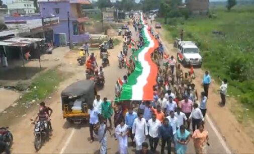 Massive Display of Patriotism: Mathili, Malkangiri Hosts Spectacular 1.1 Kilometer Long National Flag Rally