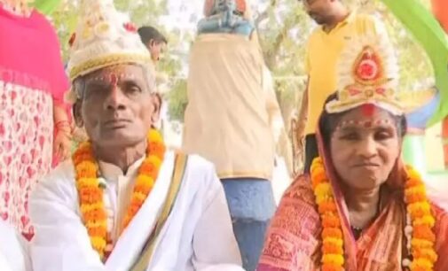 Shunned by families, leprosy-cured sexagenarian exchange wedding vows in shelter homes