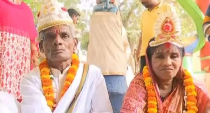 Shunned by families, leprosy-cured sexagenarian exchange wedding vows in shelter homes