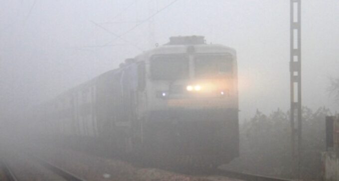 Thick fog covers Delhi as cold wave continues; nearly 50 flights, 30 trains affected
