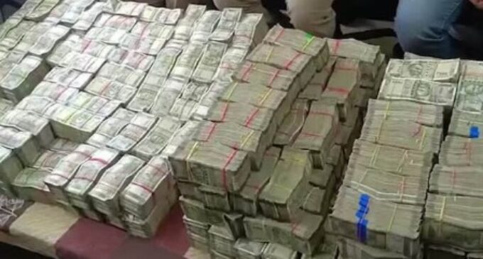 Rs 7 crore cash seized after vehicle meets with accident in Andhra Pradesh