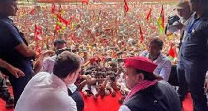 Stampede-like situation forces Rahul and Akhilesh to leave two rally venues in Uttar Pradesh hastily