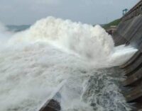ଖୋଲିଲା ହୀରାକୁଦର ୭ ନମ୍ବର ଗେଟ୍, ଛଡାଗଲା ବର୍ଷର ପ୍ରଥମ ବନ୍ୟାଜଳ