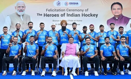 Hockey heroes given rising welcome in Odisha; CM Majhi praises fighting spirit of players