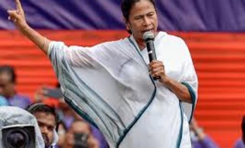 Mamata springs a surprise, visits protest site of junior doctors in a ‘last’ bid to end impasse