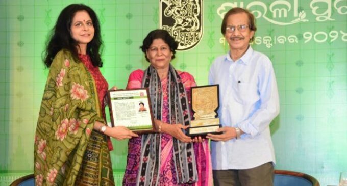 Eminent Feminist Writer Sarojini Sahoo Receives Prestigious Sarala Puraskar