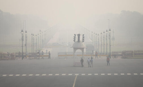 Toxic smog chokes Delhi as air quality remains severe; over 200 flights delayed