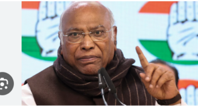 ‘Tweaking election rule’ Modi government’s calibrated erosion of EC’s integrity: Mallikarjun Kharge