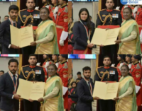 Manu Bhaker, D Gukesh receive Khel Ratna award from President Droupadi Murmu