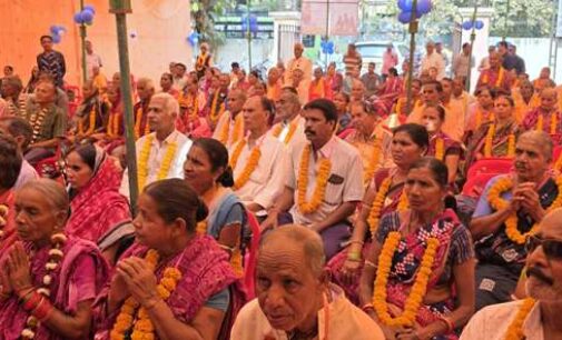 ବଲାଙ୍ଗିର : ବରିଷ୍ଠ ନାଗରିକ ତୀର୍ଥ ଯାତ୍ରା ଶୁଭାରମ୍ଭ