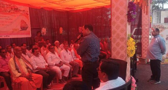 ବୌଦ୍ଧ ଜିଲ୍ଲାପାଳଙ୍କ କାର୍ଯ୍ୟାଳୟରୁ ବରିଷ୍ଠ ନାଗରିକ ତୀର୍ଥ ଯାତ୍ରା କାର୍ଯ୍ୟକ୍ରମର ଶୁଭାରମ୍ଭ