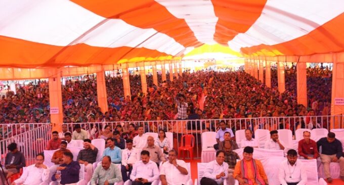 ମୁର୍ଶୁଣ୍ଢ୧ ଖେଳ ପଡ଼ିଆ ଠାରେ ଜ଼ିଲ୍ଲା ସ୍ତରୀୟ ଲକ୍ଷପତି ଦିଦି ଙ୍କ ଏକ ଦିନିଆଁ କର୍ମଶାଳା ଅନୁଷ୍ଠିତ