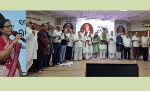 Rich tributes paid to veteran journalist Ratikant Mohanty; people from all walks of life join memorial in Bhubaneswar