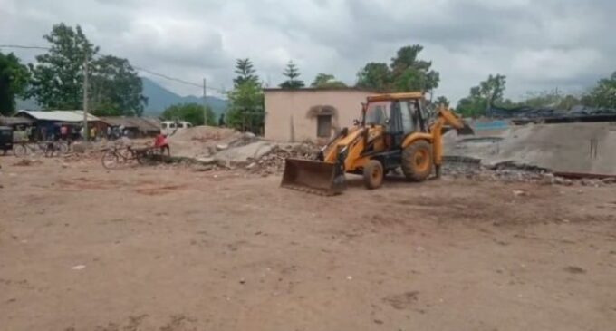 ନୁଆଁ ବସଷ୍ଟାଣ୍ଡ ନିର୍ମାଣ ଓ ବଜାର ରାସ୍ତା ସମ୍ପ୍ରସାରଣ ପାଇଁ ଉଛେଦ ପ୍ରକ୍ରିୟା ଆରମ୍ଭ