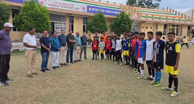 ମୁଖ୍ୟମନ୍ତ୍ରୀ ଟ୍ରଫି ପାଇଁ ବୌଦ୍ଧଜିଲ୍ଲା ୧୫ ବର୍ଷରୁ କମ୍ ଫୁଟବଲ୍ ଟିମ୍‌ର ସମ୍ବଲପୁର ଗସ୍ତ