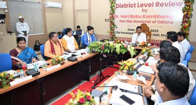 ଖୋର୍ଦ୍ଧା ଜିଲ୍ଲାର ବିଭିନ୍ନ ଉନ୍ନୟନ ମୂଳକ କାର୍ଯ୍ୟର ସମୀକ୍ଷା କଲେ ରାଜ୍ୟପାଳ