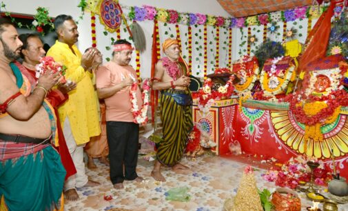 ମା ’ ପାଟ୍ଟଖଣ୍ଡା ଠାକୁରାଣୀ ଯାତ୍ରା: ନଗର ଭ୍ରମଣର ଶେଷ ଦିନରେ ବଜାର ସାହି ଆଚାର୍ଯ୍ୟ କଲୋନୀକୁ ଆଗମନ