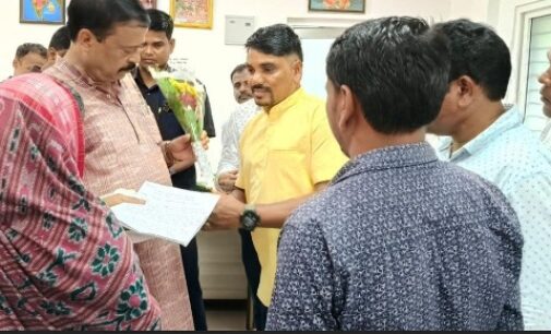 Odisha: Kotia youth delegation meets revenue minister, seeks basic amenities for border villages