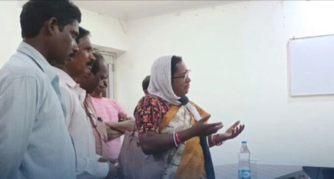 ଜମିଜମା ସମସ୍ୟା ସମାଧାନ ପାଇଁ ଆଦିବାସୀ ଦଳିତ ମହାସଙ୍ଘ ତହସିଲଦାର ଙ୍କୁ ଭେଟିଲେ: ତୁରନ୍ତ ସମାଧାନ ନ ହେଲେ ଆନ୍ଦୋଳନ ପାଇଁ ମସୁଧା