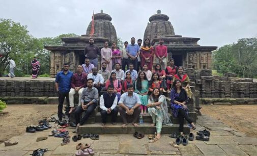 ବୌଦ୍ଧ : ଜିଲ୍ଲା ସଂଗ୍ରହାଳୟ ପରିଦର୍ଶନ କଲେ ତାଲିମ ନେଉଥିବା ୨୦ ଓଡିଶା ପ୍ରଶାସନିକ ସେବା ଅଧିକାରୀ