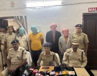 ଇଣ୍ଡିଆନ ବ୍ୟାଙ୍କରୁ ଲୁଟ୍ ମାମଲାରେ ୪ ଗିରଫ, ୪ ଫେରାର ; ଲୁଟେରାଙ୍କ ସହଯୋଗକାରୀ ପୂର୍ବତନ ସରପଞ୍ଚଙ୍କ ସ୍ବାମୀ ଗିରଫ