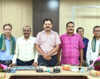 ସଦଭାବନା ସଭାଗୃହଠାରେ ଉପ ଜିଲ୍ଲାପାଳ ପ୍ରବୀଣ କୁମାର ବାଣୁଆଙ୍କ ପାଇଁ ବିଦାୟ ସମ୍ବର୍ଦ୍ଧନା ସଭା ଏବଂ ନୂତନ ଉପଜିଲ୍ଲାପାଳଙ୍କ ଉପଲକ୍ଷେ ସ୍ୱାଗତ, ସମ୍ବର୍ଦ୍ଧନା ଉତ୍ସବ ଅନୁଷ୍ଠିତ