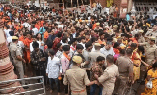 Stampede at Ausaneshwar Mahadev temple in UP’s Barabanki kills two, injures 30